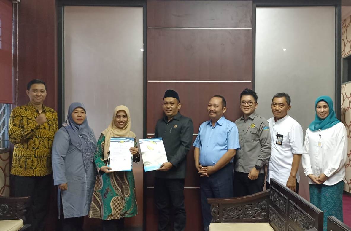 Penandatanganan MoU Antara STIA Pembangunan Jember dan DPRD Kabupaten Jember
