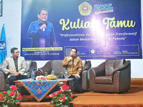 Kuliah Tamu STIA Pembangunan, Anggota Komisi XI DPR RI Haji Charles Meikyansah: Pemimpin Harus Melayani